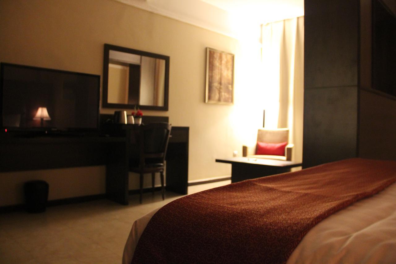 Casablu Hotel Nouakchott Ngoại thất bức ảnh