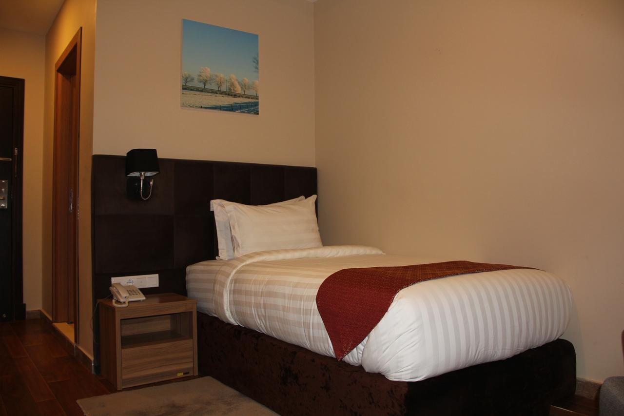 Casablu Hotel Nouakchott Ngoại thất bức ảnh