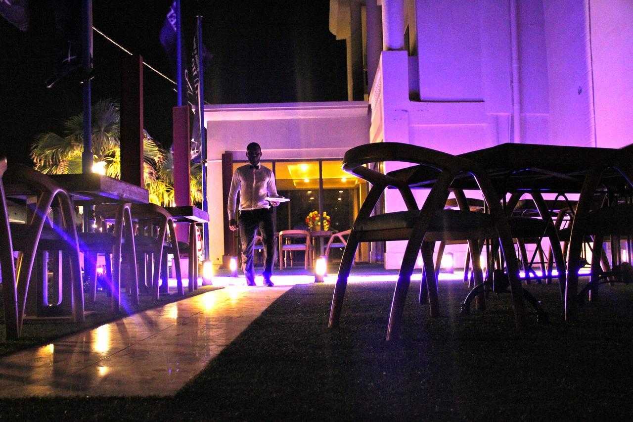 Casablu Hotel Nouakchott Ngoại thất bức ảnh